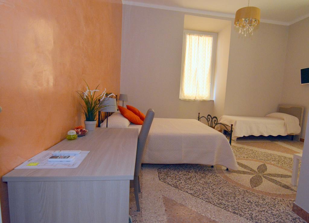 Residence Stendhal Guest House Civitavecchia Exteriér fotografie